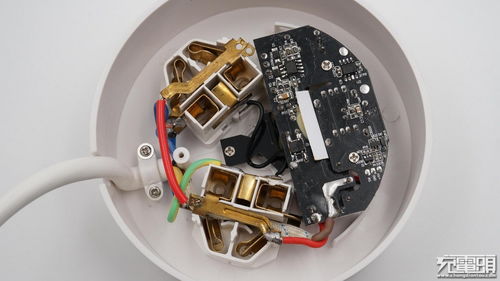 深度拆解 盛世乐居双USB充电插座，揭秘全套“中国芯”方案——芯茂微LP3783B与LP3520如何打造高品质PCB插座